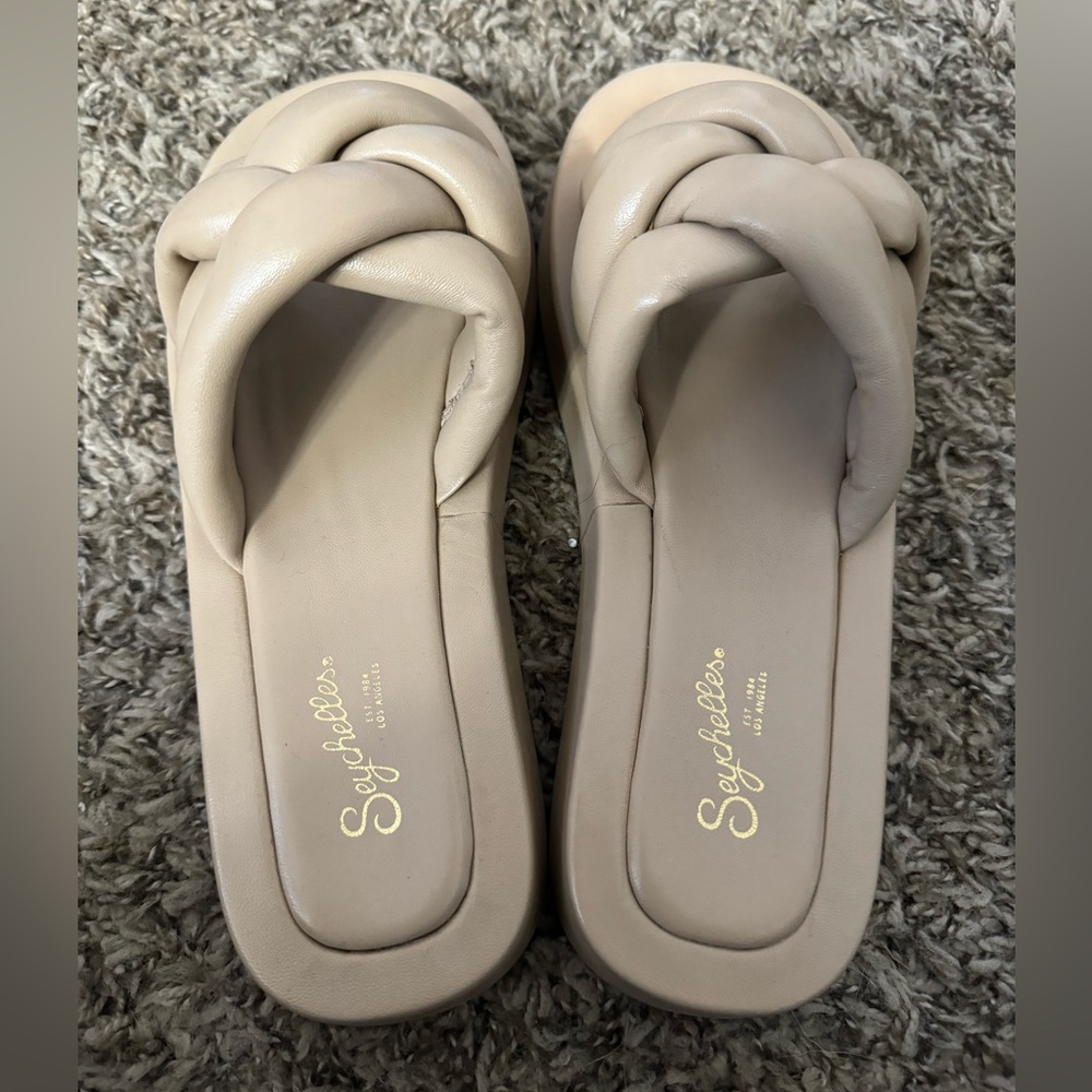 Women’s Seychelles Cream Platform Sandals Size 7.5